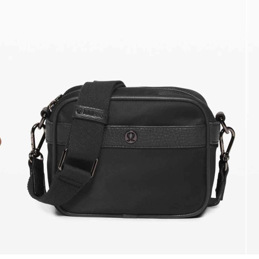 Lululemon Now and Always Crossbody Mini 3L
